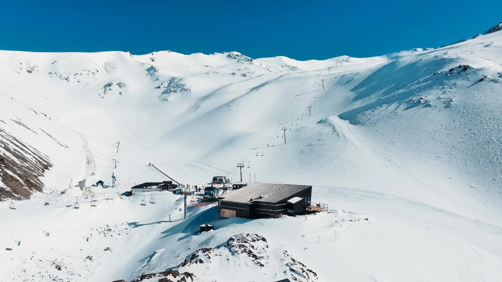 Un día en la nieve de La Hoya, con almuerzo de montaña en Esquel